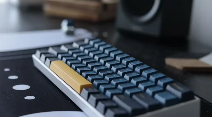 Как да използвате две клавиатури на един компютър