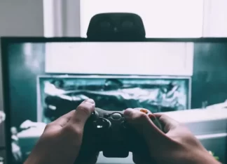 Как да промените чертите в Sims 4