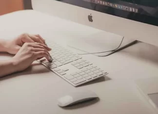 Как да качите видеоклип в YouTube от iMovie